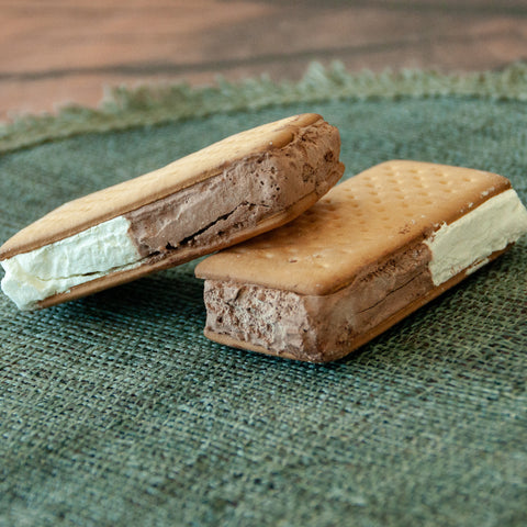 Freeze-Dried Ice Cream Sandwich (Chocolate Cream)